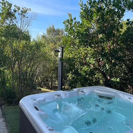 Hébergement de vacances Rdc Grand Jardin, Piscine Chauffee, Jacuzzi La Croix-Valmer