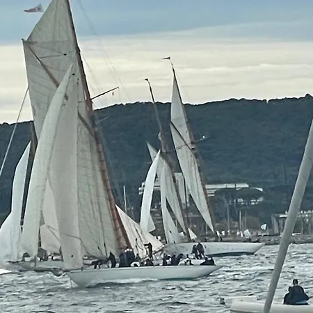 Rdc Grand Jardin, Piscine Chauffee, Jacuzzi *