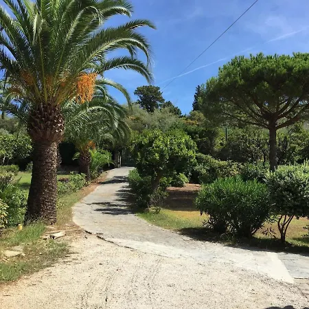 Semesterbostad Rdc Grand Jardin, Piscine Chauffee, Jacuzzi